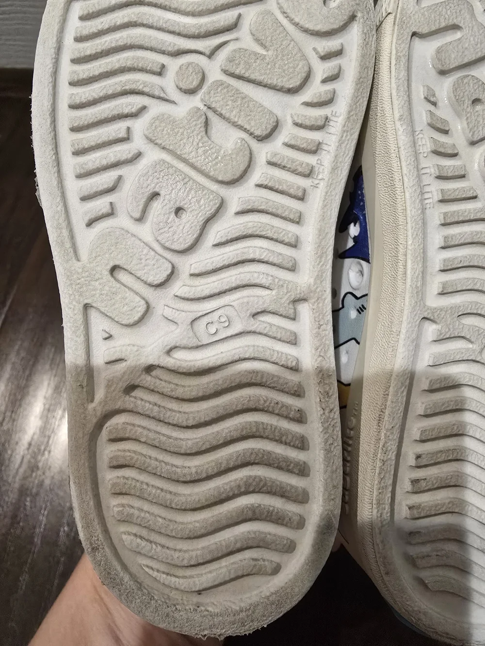 Native Jefferson Slip On Shark Shoes C9